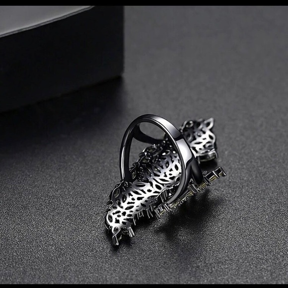 Hematite finish adjustable ring with Swarovski elements - Picture 11 of 11